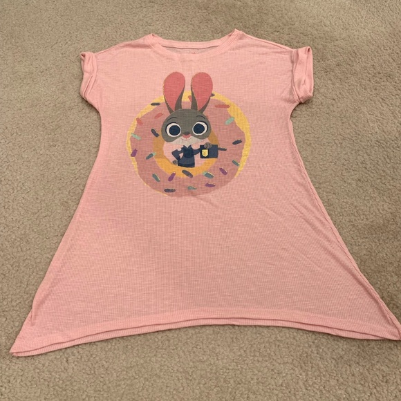 Disney’s Zootopia Judy Hopps hi-low shirt kids XL - Picture 1 of 7
